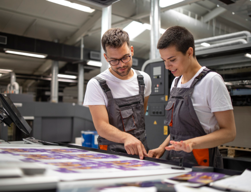 Impressos Corporativos Personalizados: Como Fortalecer Sua Marca com Papelaria